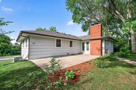 8912 Tretbaugh Drive Bloomington MN 55431