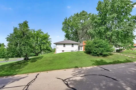 8912 Tretbaugh Drive Bloomington MN 55431