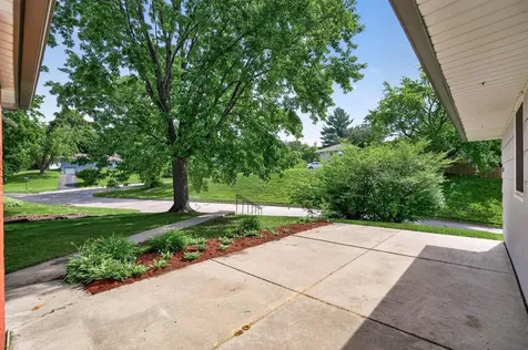 8912 Tretbaugh Drive Bloomington MN 55431