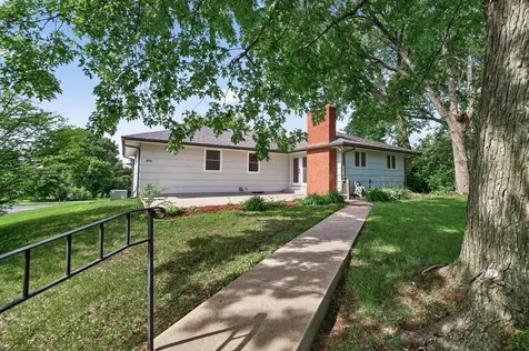 8912 Tretbaugh Drive Bloomington MN 55431