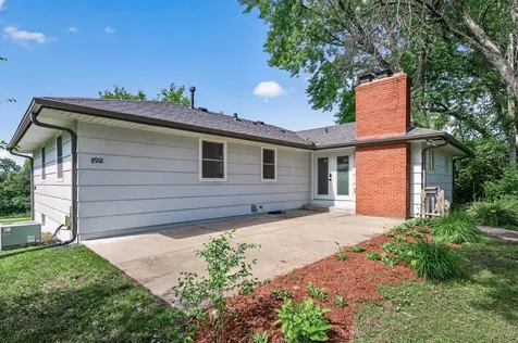 8912 Tretbaugh Drive Bloomington MN 55431