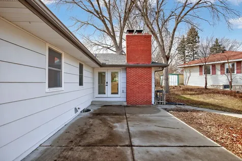 8912 Tretbaugh Drive Bloomington MN 55431