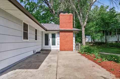 8912 Tretbaugh Drive Bloomington MN 55431