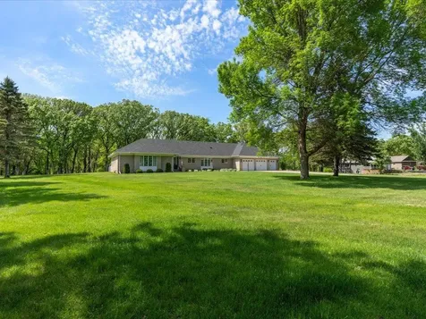 17887 Riverwood Drive Little Falls MN 56345