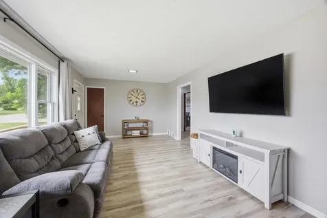 333 3rd Avenue E Hunter ND 58048
