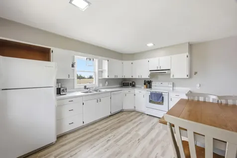 333 3rd Avenue E Hunter ND 58048