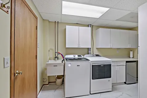 9800 Evergreen Avenue N Brooklyn Park MN 55443