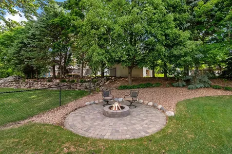 9800 Evergreen Avenue N Brooklyn Park MN 55443