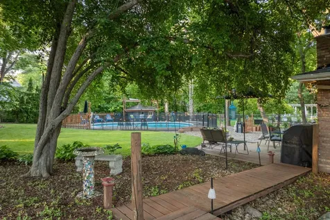 18150 Honeysuckle Lane Wayzata MN 55391