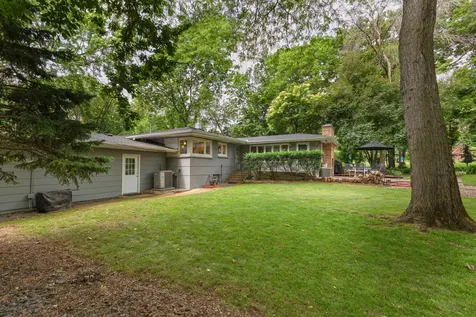 18150 Honeysuckle Lane Wayzata MN 55391