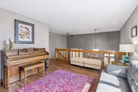 1420 Knoll Drive Shoreview MN 55126