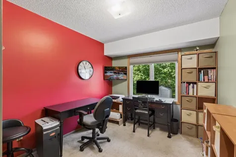 1420 Knoll Drive Shoreview MN 55126