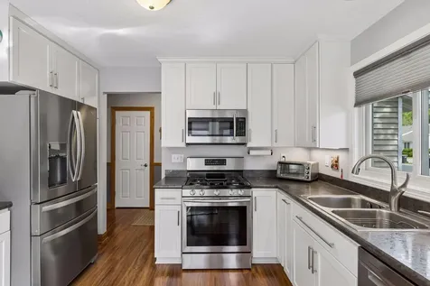 1420 Knoll Drive Shoreview MN 55126