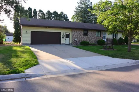 1110 Mcleod Avenue N Glencoe MN 55336