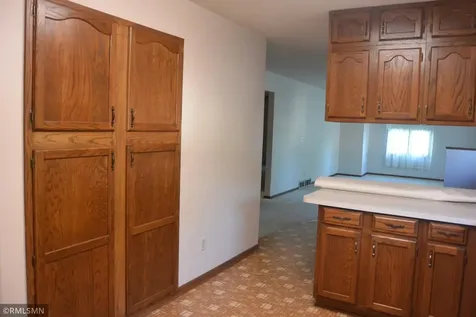1110 Mcleod Avenue N Glencoe MN 55336