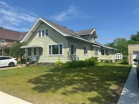 412 4th Street NE Little Falls MN 56345