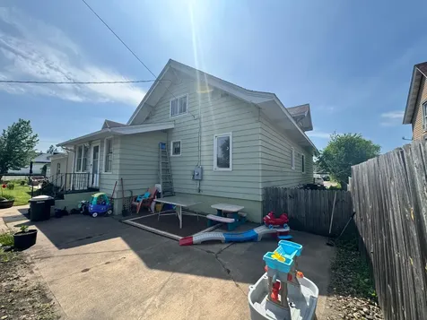 412 4th Street NE Little Falls MN 56345