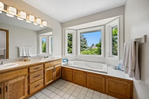 4150 Columbine Court Vadnais Heights MN 55127