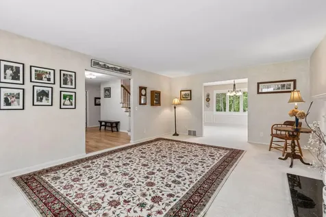 6016 Olinger Circle Edina MN 55436