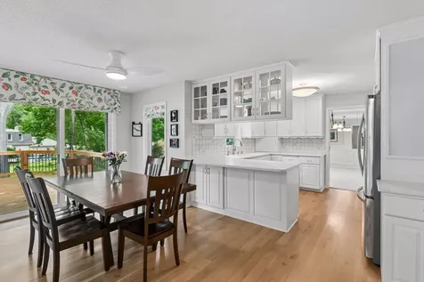 6016 Olinger Circle Edina MN 55436