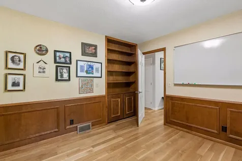 6016 Olinger Circle Edina MN 55436