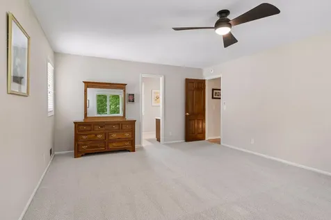 6016 Olinger Circle Edina MN 55436