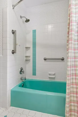 6016 Olinger Circle Edina MN 55436