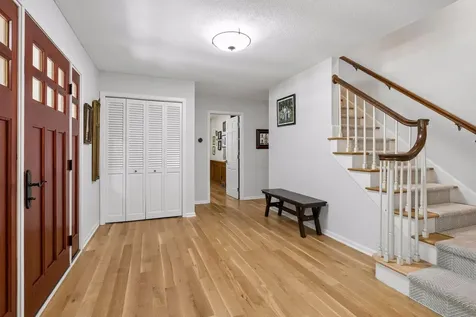 6016 Olinger Circle Edina MN 55436