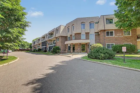 255 Westview Drive West Saint Paul MN 55118