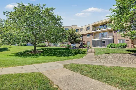 255 Westview Drive West Saint Paul MN 55118