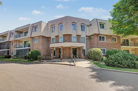 255 Westview Drive West Saint Paul MN 55118