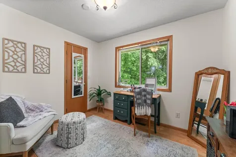 735 Marigold Drive Cambridge MN 55008