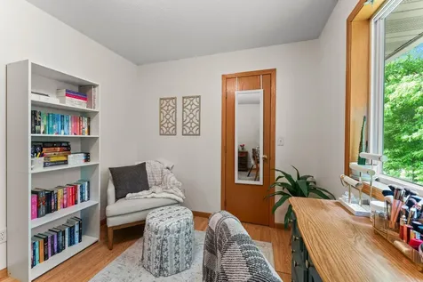 735 Marigold Drive Cambridge MN 55008