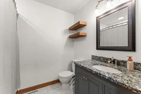 735 Marigold Drive Cambridge MN 55008