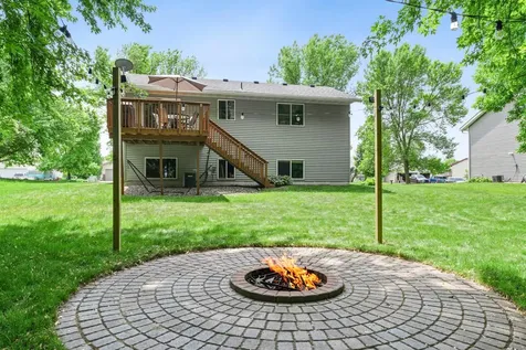 735 Marigold Drive Cambridge MN 55008
