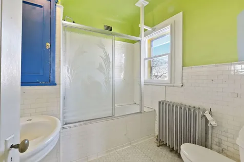 2110 1st Avenue S Minneapolis MN 55404