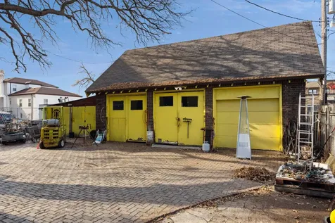 2110 1st Avenue S Minneapolis MN 55404