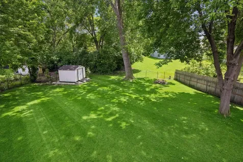 14015 39th Avenue N Plymouth MN 55447