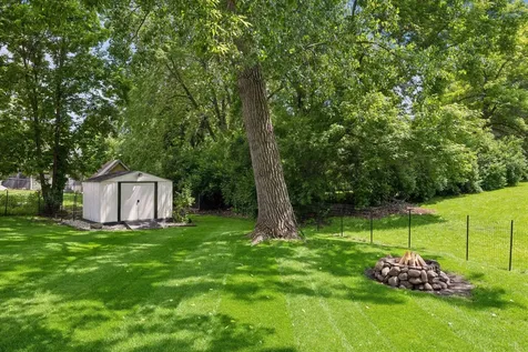 14015 39th Avenue N Plymouth MN 55447