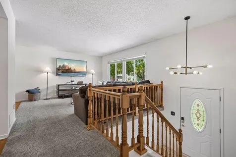 14015 39th Avenue N Plymouth MN 55447