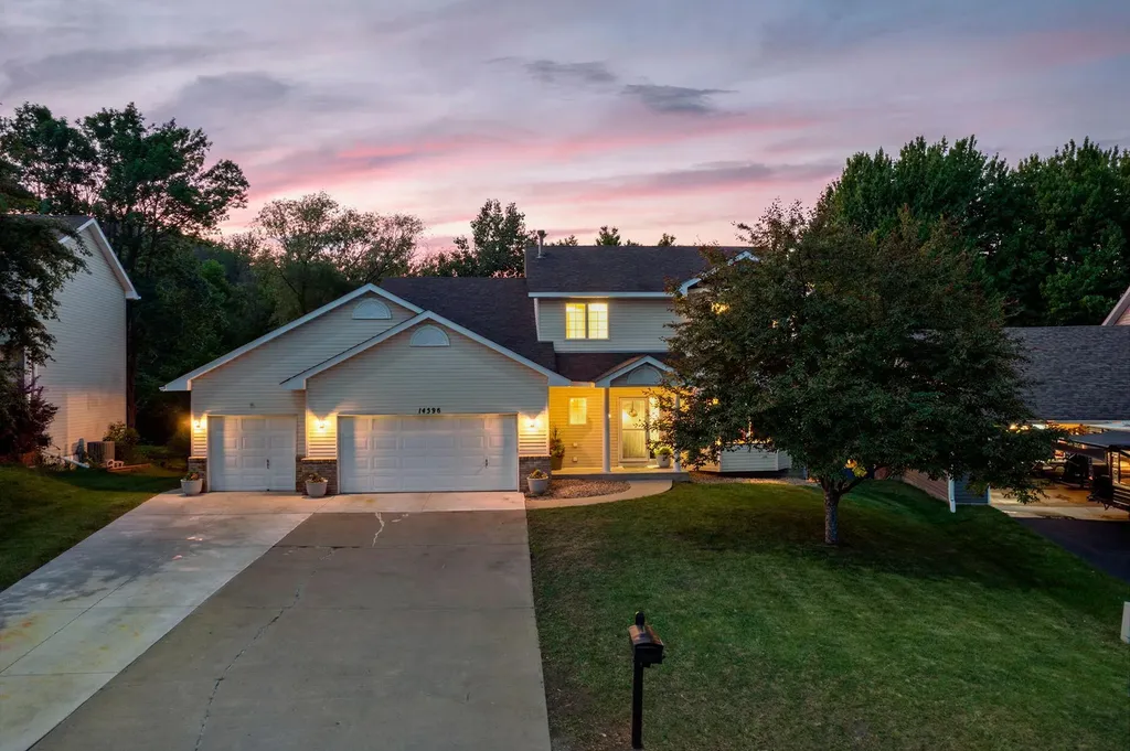 14596 Yosemite Avenue S Savage MN 55378