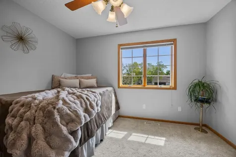 14596 Yosemite Avenue S Savage MN 55378