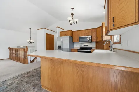 1100 Lochmist Lane NW Alexandria MN 56308
