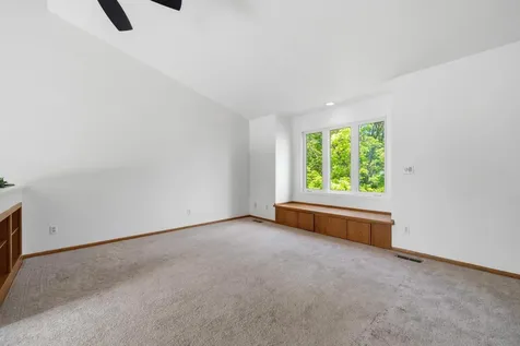 1100 Lochmist Lane NW Alexandria MN 56308