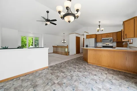 1100 Lochmist Lane NW Alexandria MN 56308