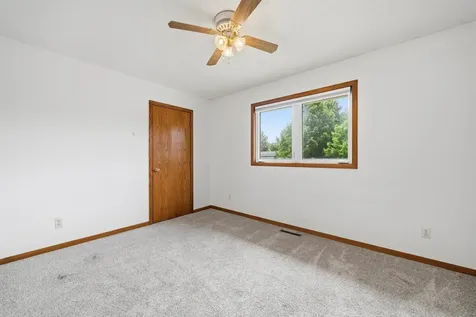 1100 Lochmist Lane NW Alexandria MN 56308
