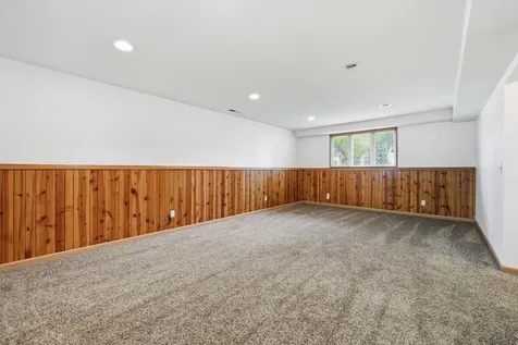 1100 Lochmist Lane NW Alexandria MN 56308