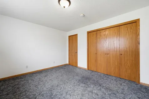 1100 Lochmist Lane NW Alexandria MN 56308
