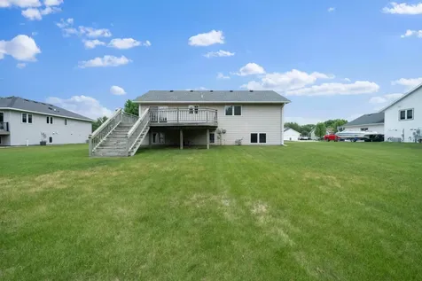 1100 Lochmist Lane NW Alexandria MN 56308