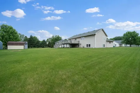 1100 Lochmist Lane NW Alexandria MN 56308